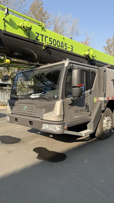 Zoomlion 50 t avtokran