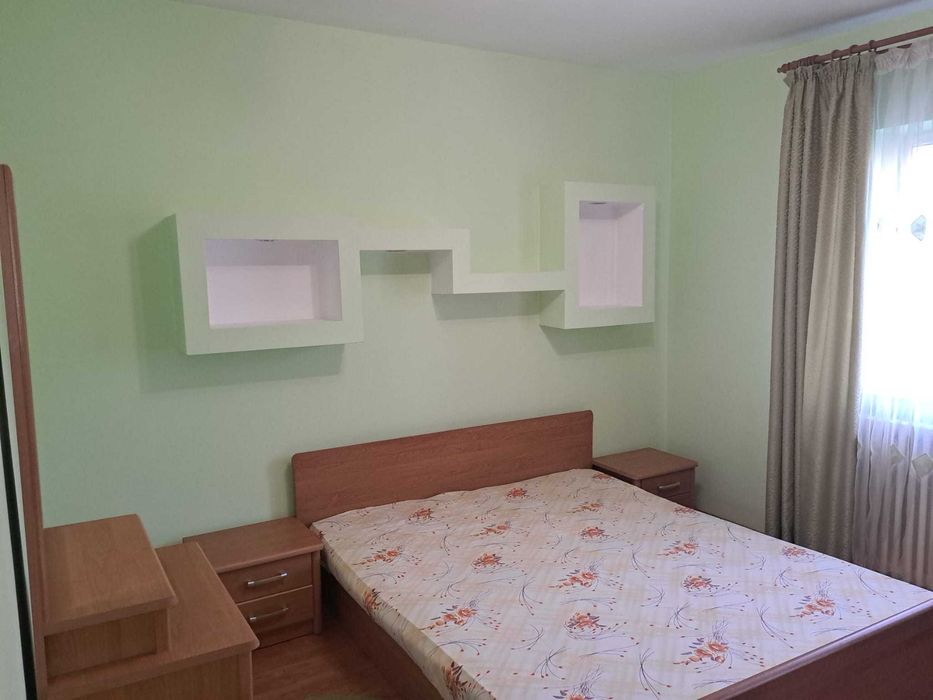 Inchiriez apartament 2 camere decomandate, Rovine (vis-a-vis de Profi)