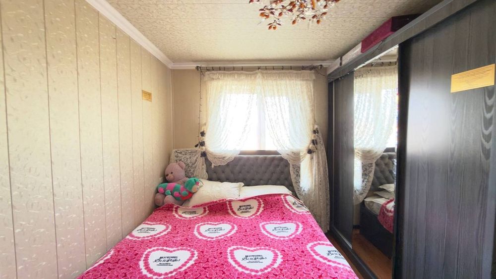 Продаётся Котедж Буз Су -5 сот ,2 этаж ,6 комнит