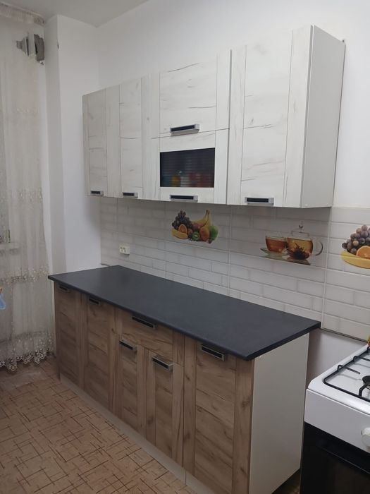 Кухонный гарнитур,прихожка