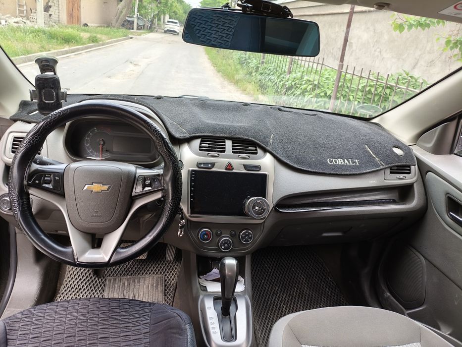 Coblt srochna sotiladi