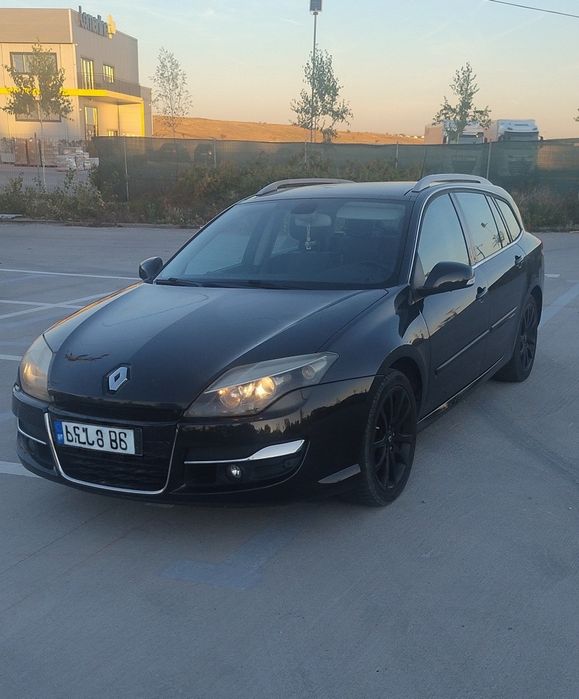 Vând Renault Laguna