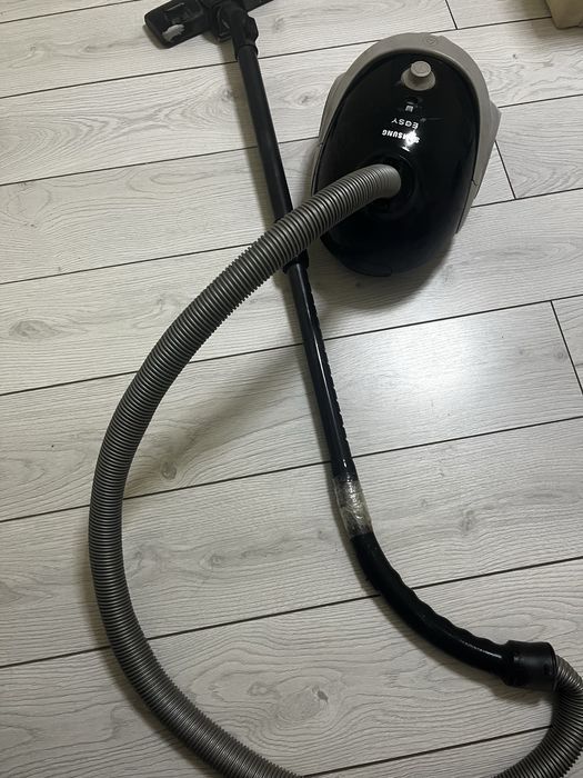 Пелесос на запчасть