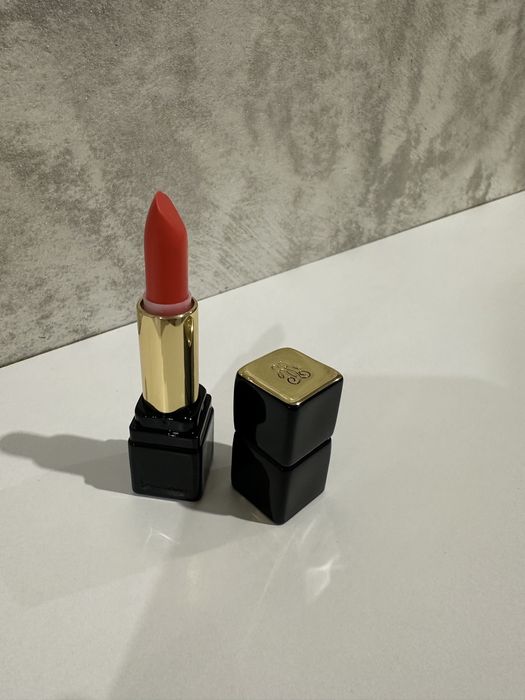 Estee Lauder, Bellebox, La Roche-Posay, Guerlain козметика