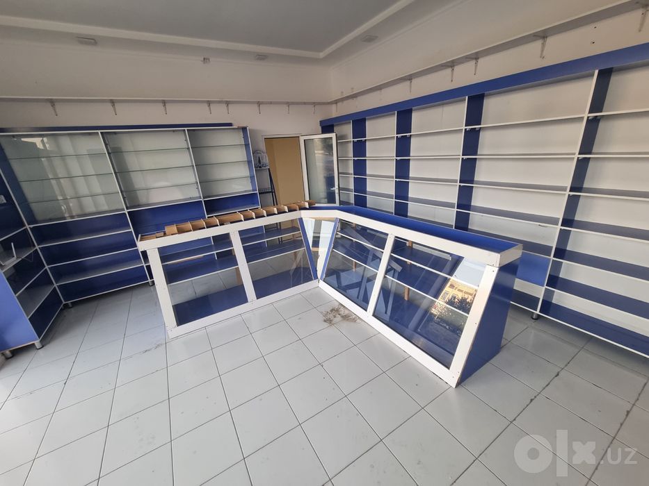 Полки для аптеки и магазинов