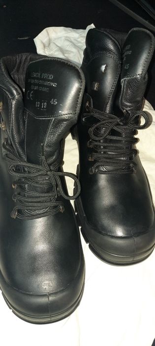 Bocanci cu protectie 46