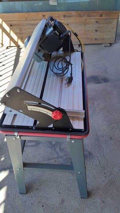 vind  CLIPER  taiere MARMURA si CERAMICA cu disc diamantat racire  apa