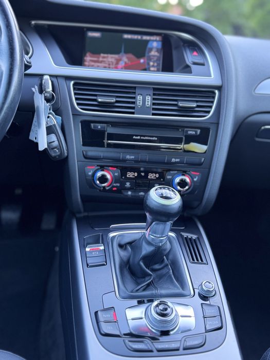 Audi A4 facelift 2.0tdi 2014 limuzina ‼️atentie km ‼️