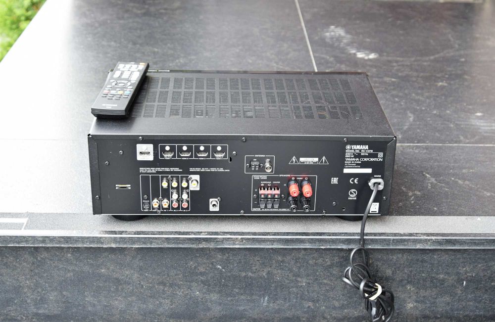 Amplificator 5.1 Yamaha RX-V379, Bluetooth, HDMI