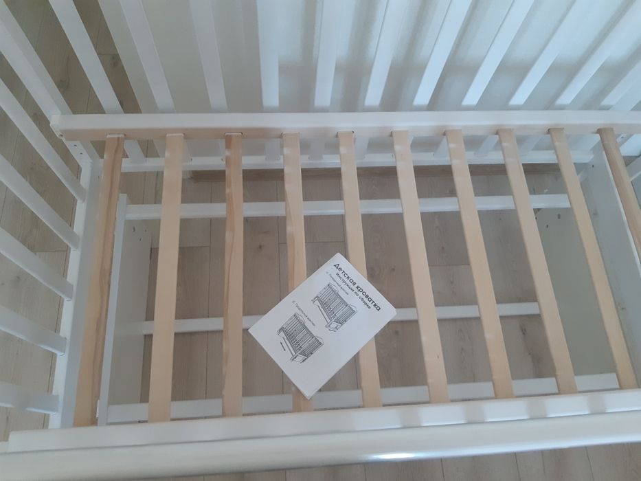 Продам детскую кроватку Антел Каролина