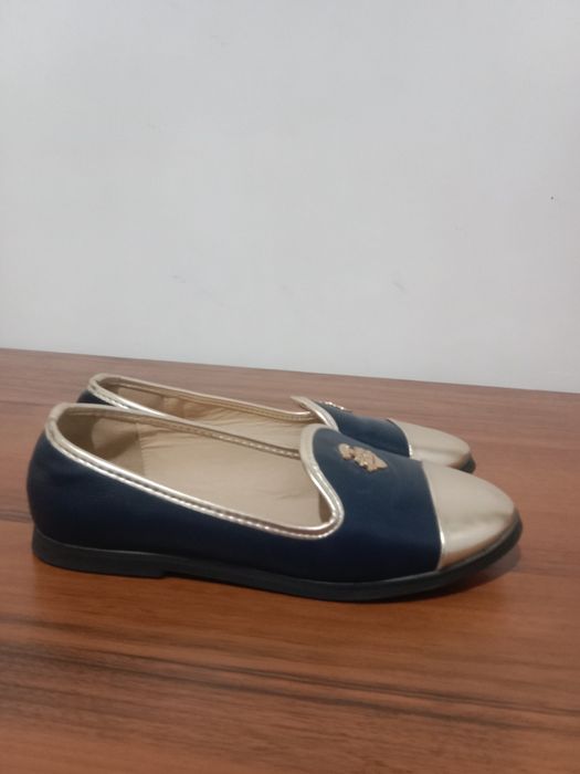 Ayollar makasinasi