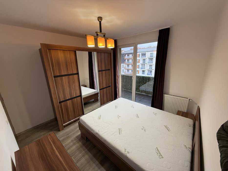 Închiriez apartament cu 2 camere Florești