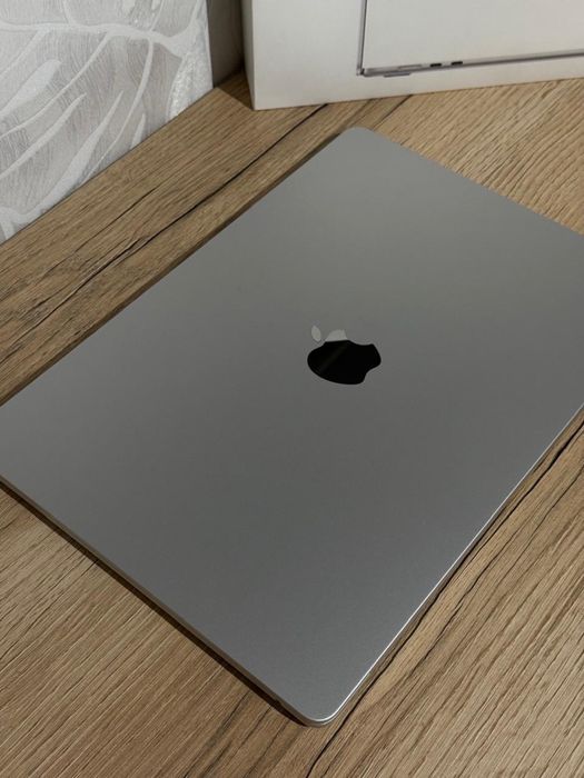 Ноутбук MacBook air 15