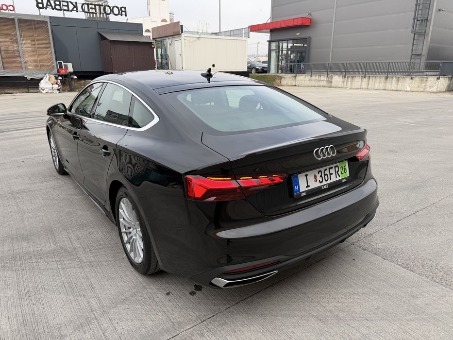 Vind audi a5 2.0 tdi hibrid an 2021 stare impecabila
