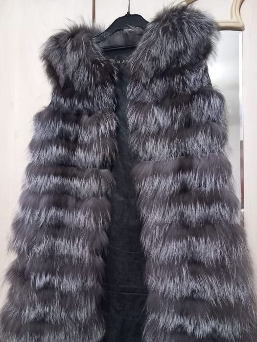 Vând blana naturala 4 în 1