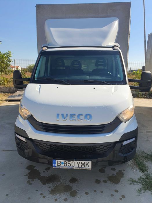 Autoutilitara Iveco Daily 35 C15 cu prelata