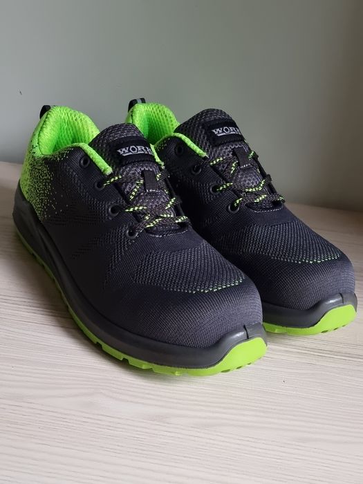 Work2Do спортни предпазни обувки 44 номер