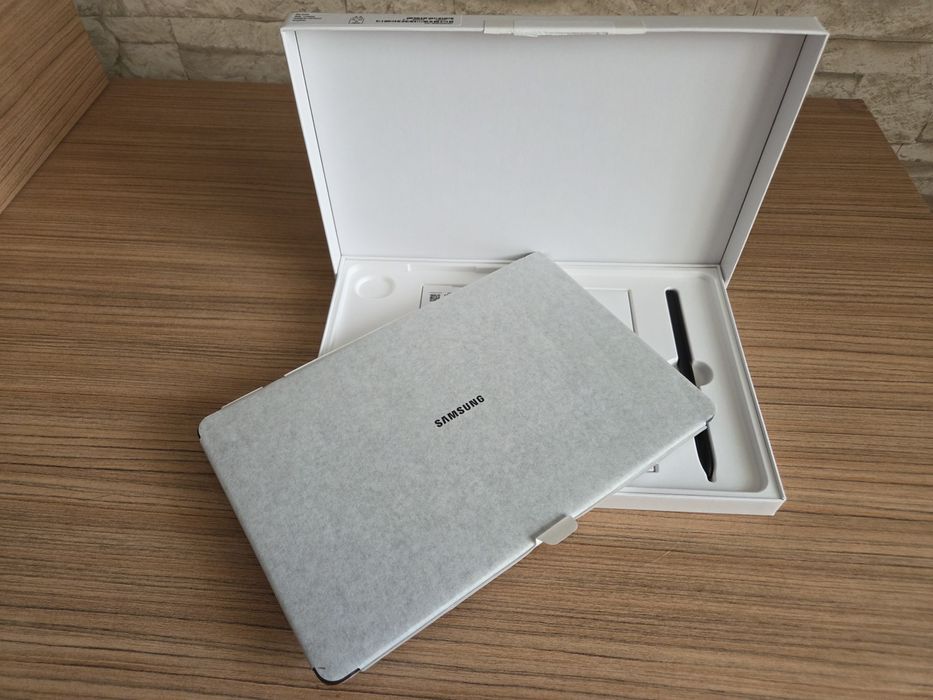 Samsung Galaxy Tab S9 + 2 Huse + Screen Protector