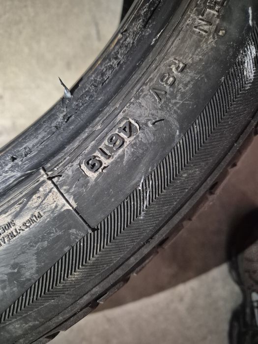 245 45 19 Bridgestone