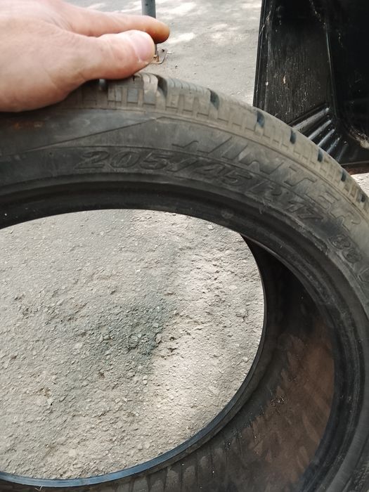 Продам шину 205 45 R17 PIRELLI