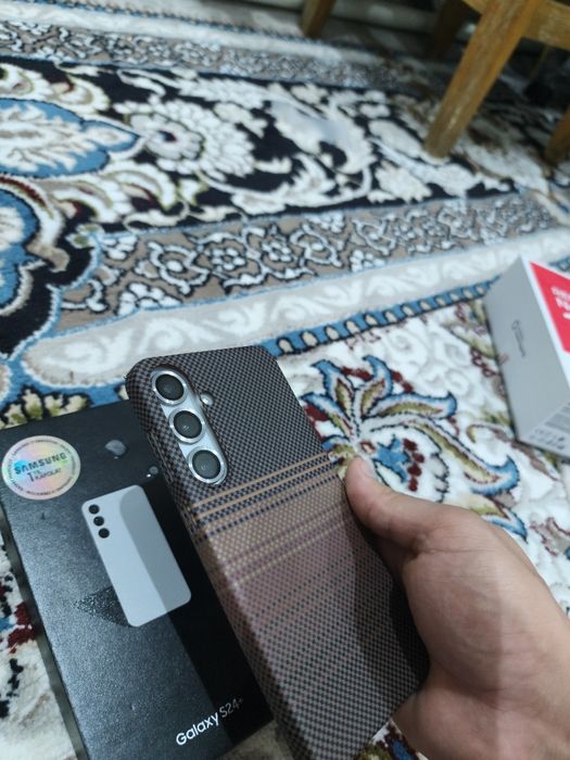Samsung s24 plus idyal  yangidek  garantiya 5g bor