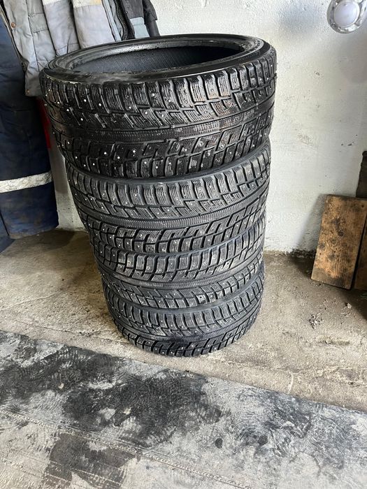 Продам зимние шины