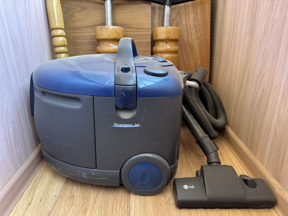 Пылесос LG Hippo 1400W