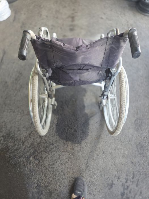 Инвалидная коляска