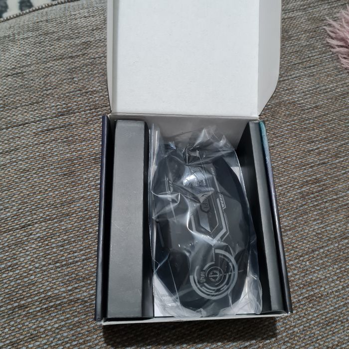 Mouse 7 lumini cu fir