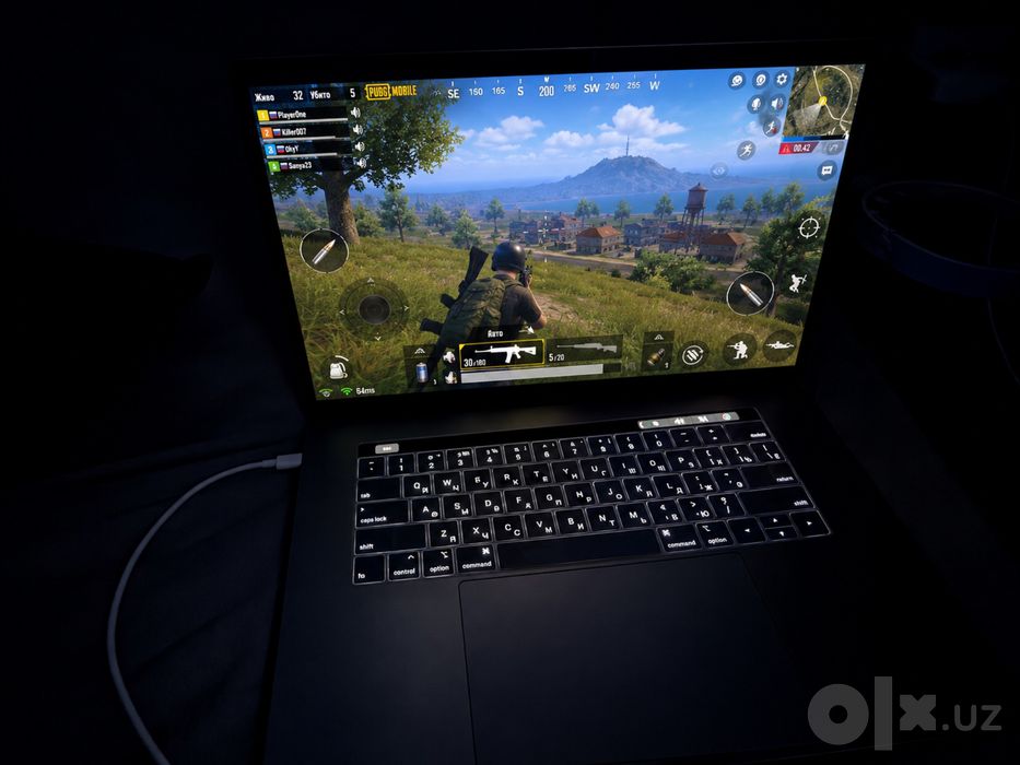 Macbook pro 16 макбук про 16 установлены игры Pubg CS 2,Dota 2 roblox,