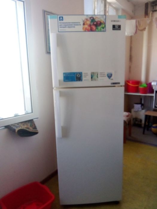 Продается холодильник