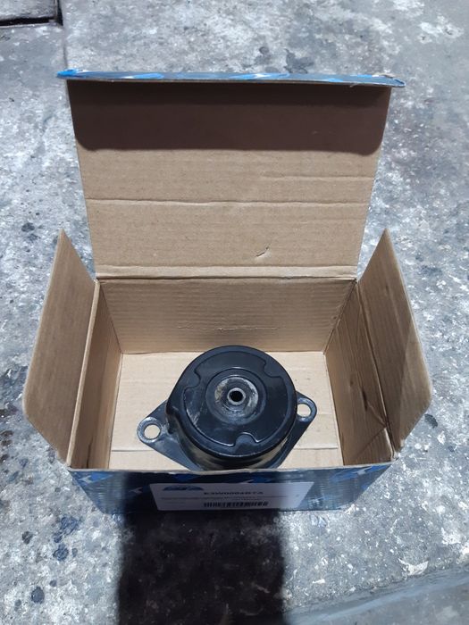 Обтегач пистов ремък