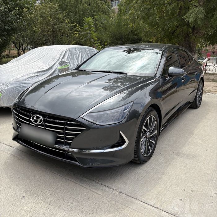 Hyundai Sonata 2.5 AT, 5-я позиция