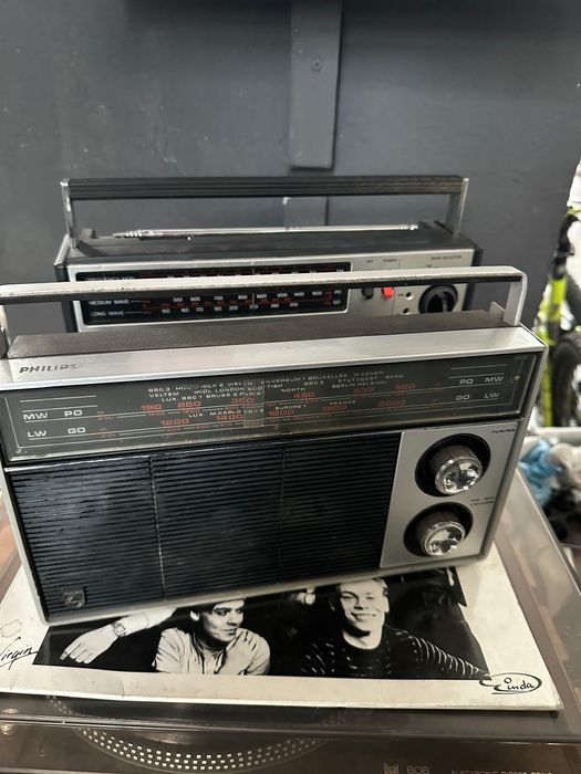 Radio grundig elite boy automatic 206, Schneider 4Band 1790, Philips