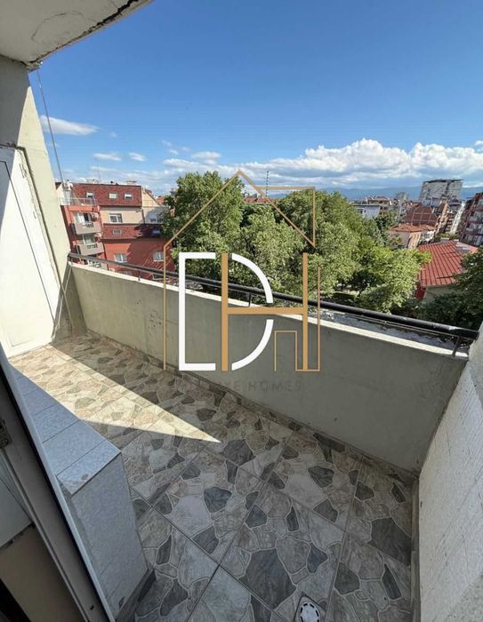 Продава се Тристаен апартамент в Пловдив, Център - 76 кв.м за 3224 €/кв.м - Снимка #3