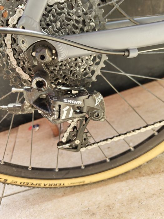 Bicicleta gravel Triban RC520 SRAM APEX