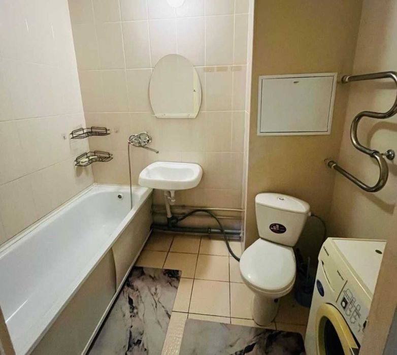 Сдается 1 ком. Район Букетова