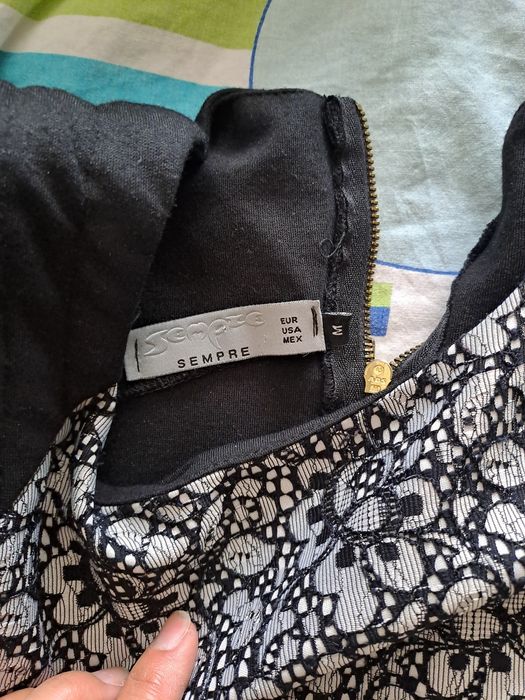 Рокли с къс ръкав