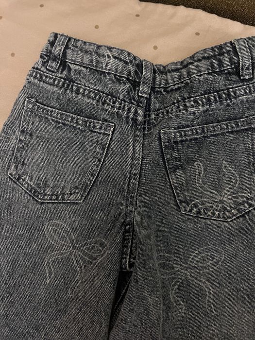 Blugi crac larg fetite 4 ani in stare perfecta reglabili in talie