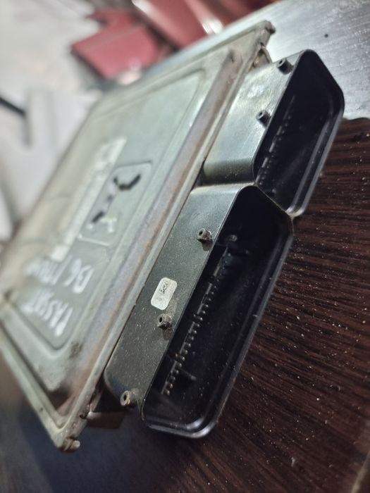 Ecu Vw Passat B6 03G906018 ER