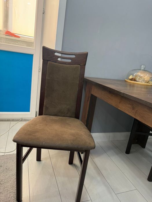 Мебель стол стуля . Кухня