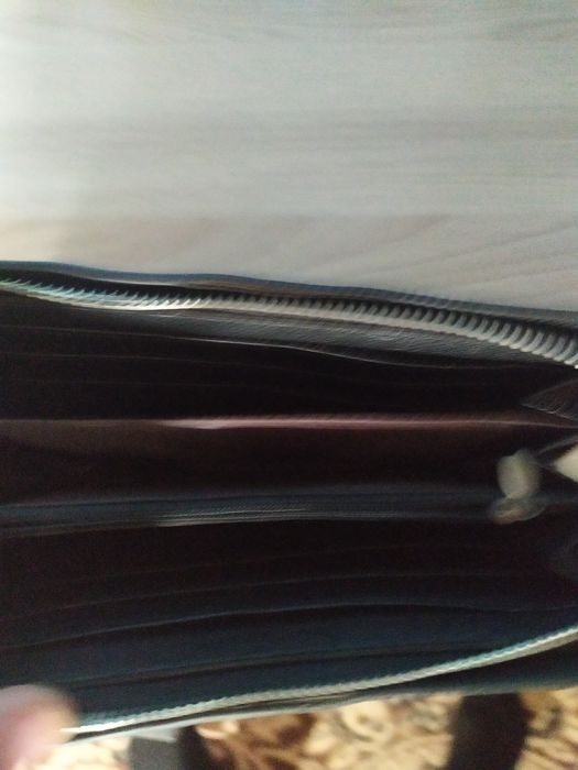 Продам мужское партмоне Армани.