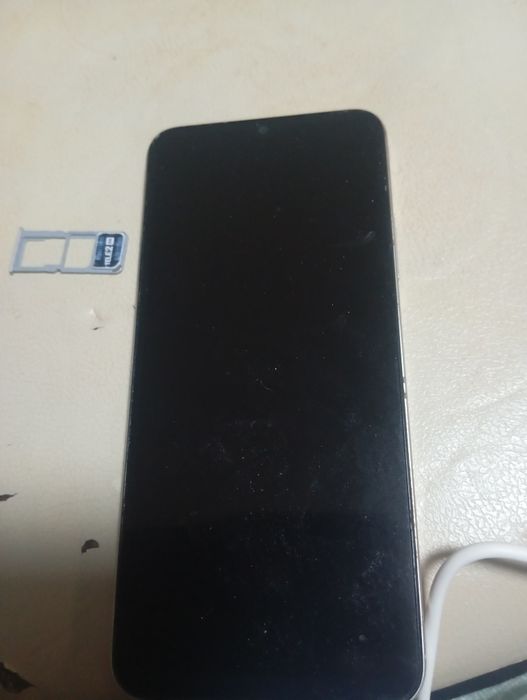 Продам телефон Realme c33.   (64gb