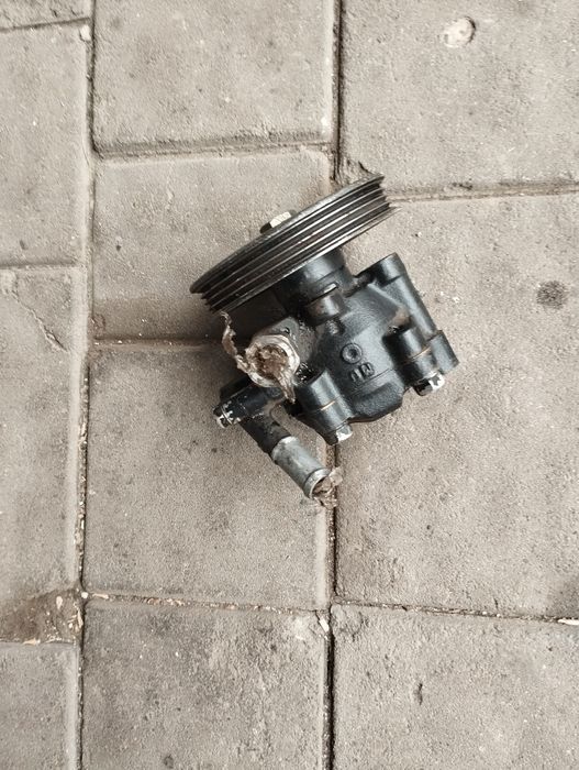 Nissan sunny n14 ГУР насос 91-95 б/у оригинал