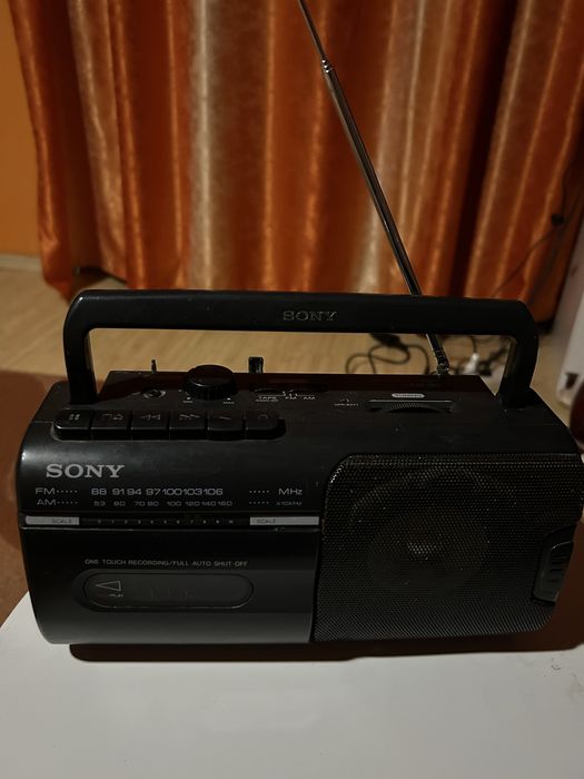Sony CFM-10 Radiocasetofon mono