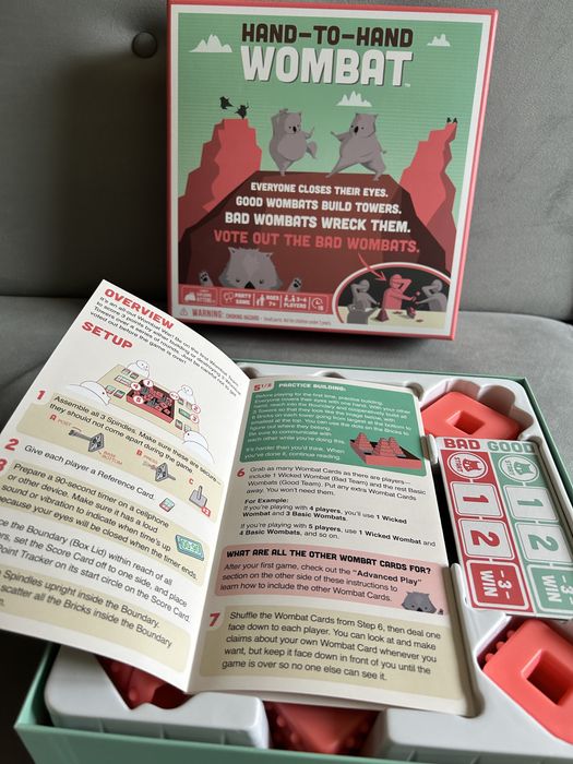 Настолна игра Hand-to-Hand Wombat