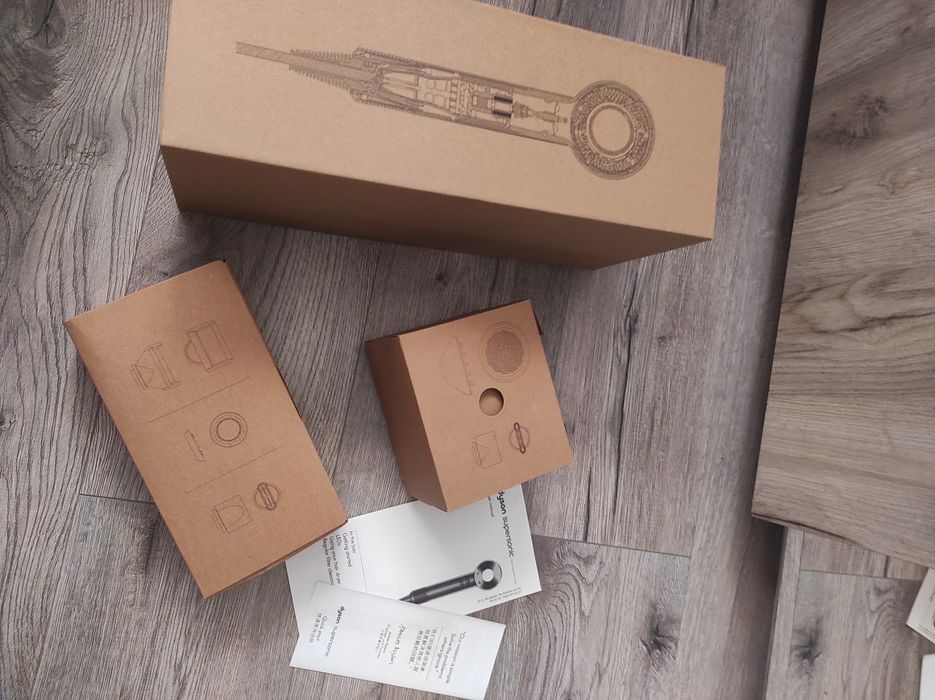 Uscator de par Dyson