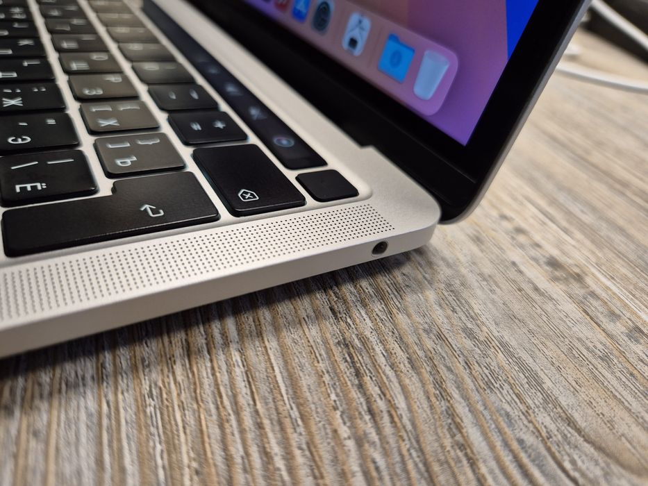 MacBook Pro M1 2020 сост хорошее