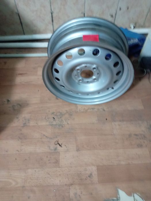 Продам диски на Ваз штампы новые