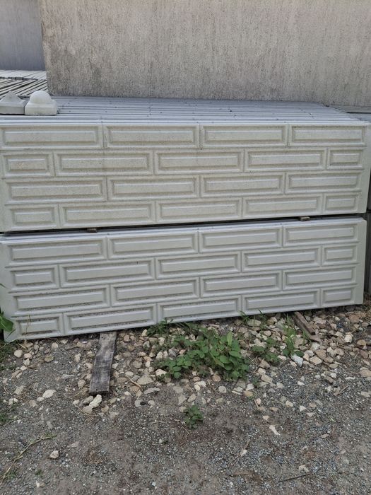 Placi gard beton